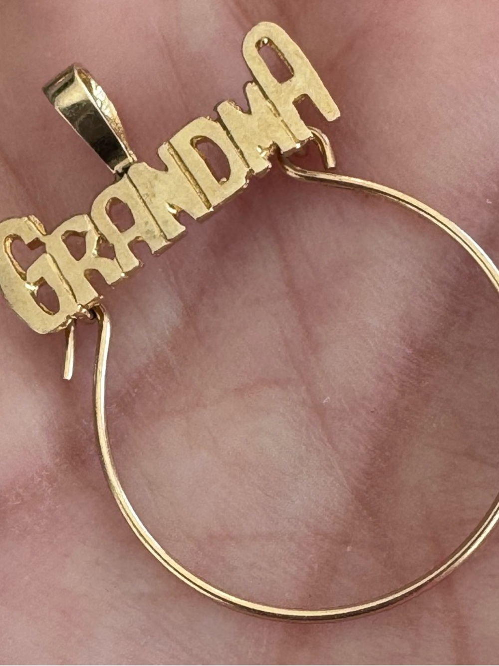 RARE 10K Yellow Gold “Grandma” charm holder Hoop Pendant